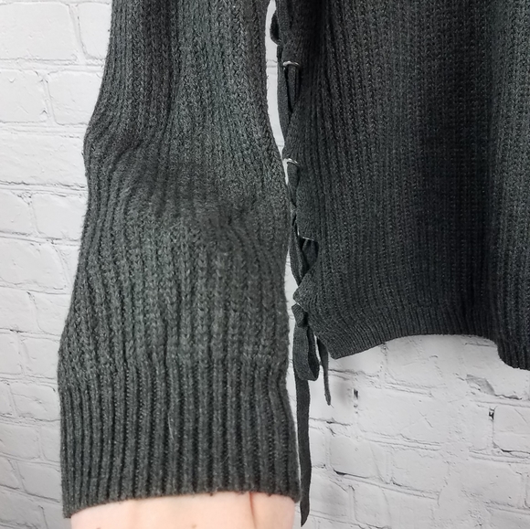 Ruby Moon Oversized Sweater - Picture 4 of 10